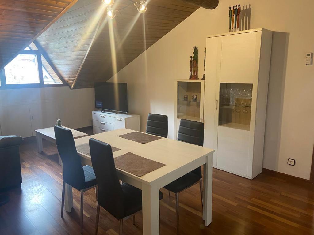 Apartament Betty Sort Bagian luar foto